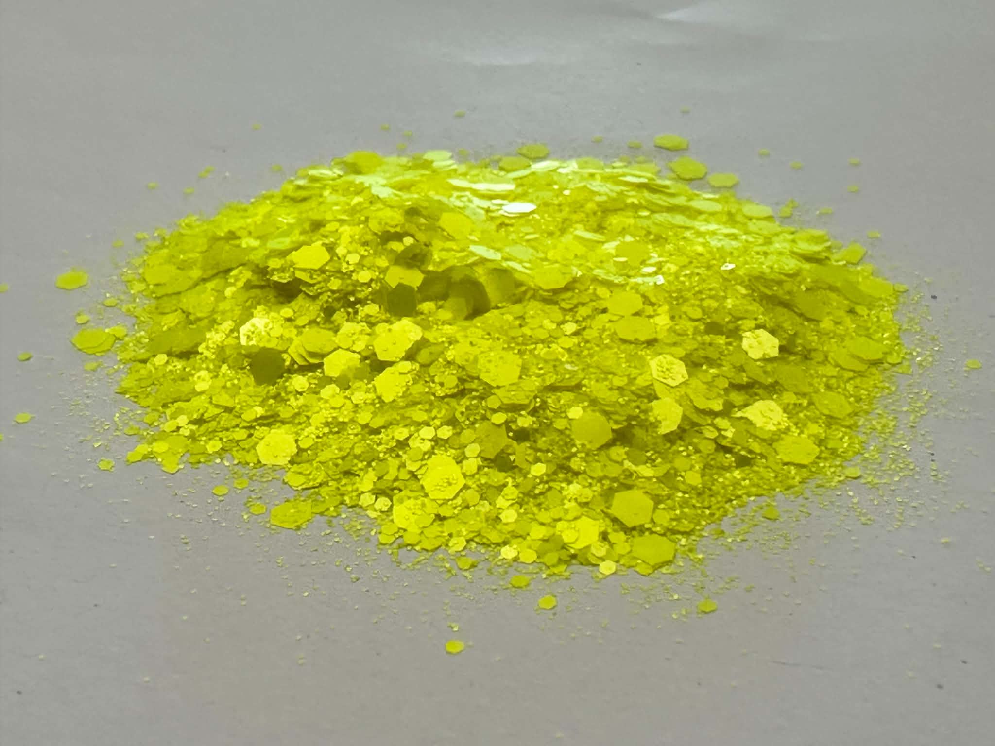 #33 Highlighter Yellow